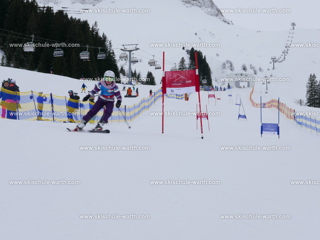 Gruppe Noa (3) | Photos von der Skischule Warth - Realisiert mit Pictrs.com