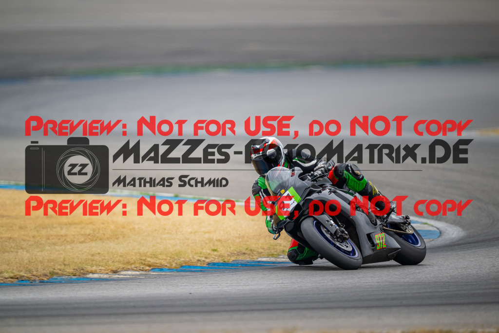 MaZZes-Fotomatrix-20260809-578384 | R1