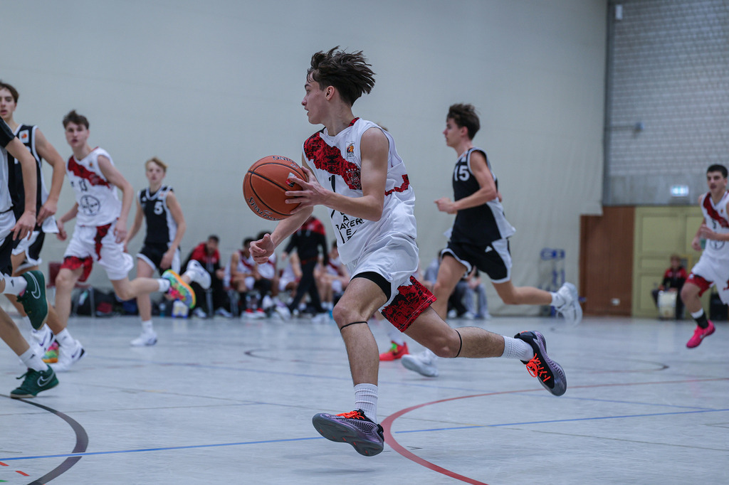 JBBL BAYER GIANTS vs Team BonnKöln RAG-101 | Fotos von Basketballspielen aus dem Raum NRW fotografiert von Gero Mueller-Laschet und Daniel Schaefer - Realisiert mit Pictrs.com