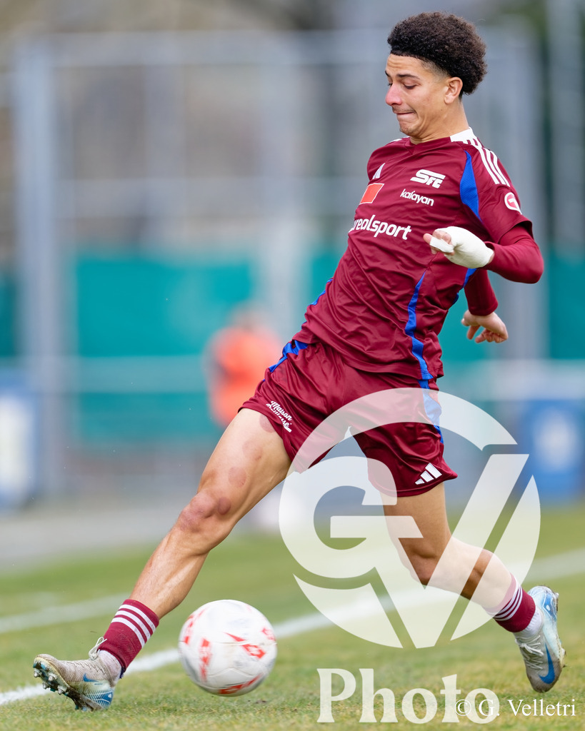 1ere Ligue Classic - Meyrin FC v Servette FC M-21 | during the 1ere Ligue Classic game between Meyrin FC and Servette FC M-21 at Stade des Arberes in Meyrin, Switzerland