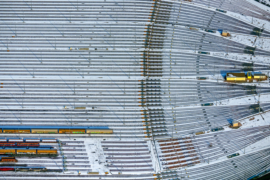 4044855 | verschneiter Rangierbahnhof Maschen, Seevetal