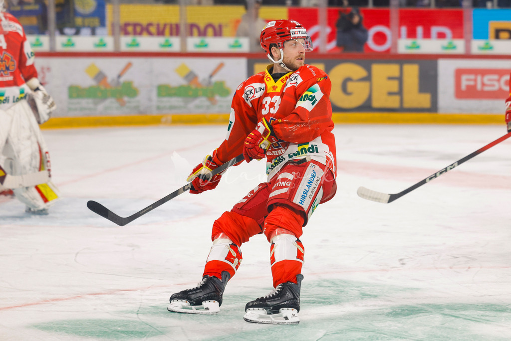 EHCB vs HCD 20260106_wb-0731 | Sportbilder, Sportfotograf, Hochzeits- und Eventfotografin, Flugshows, Portraits und Tiershooting, Aviation, Downhill, Nationalleague, Swissleague, International