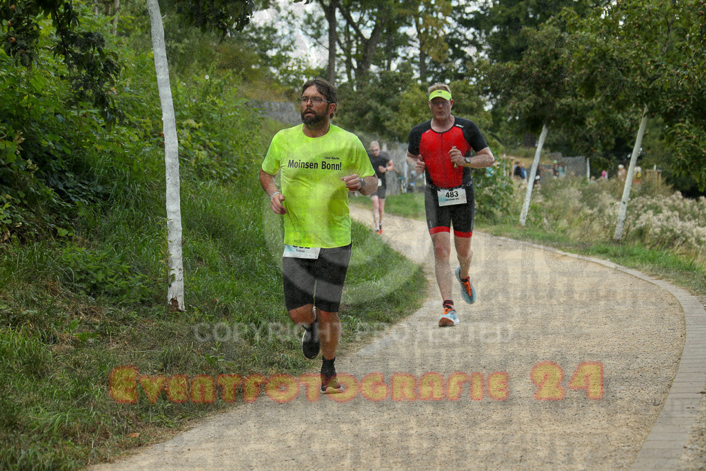 250824_1359_EX1_4543 | Sportfotografie im Rhein-Sieg Kreis, Köln, Bonn, NRW, Rheinland Pfalz, Hessen, etc. Unser Tätigkeitsfeld umfasst den Laufsport vom Volkslauf über den Marathon, Duathlon, Triathon bis zum Ultralauf wie Kölnpfad Ultra oder Schindertrail.
