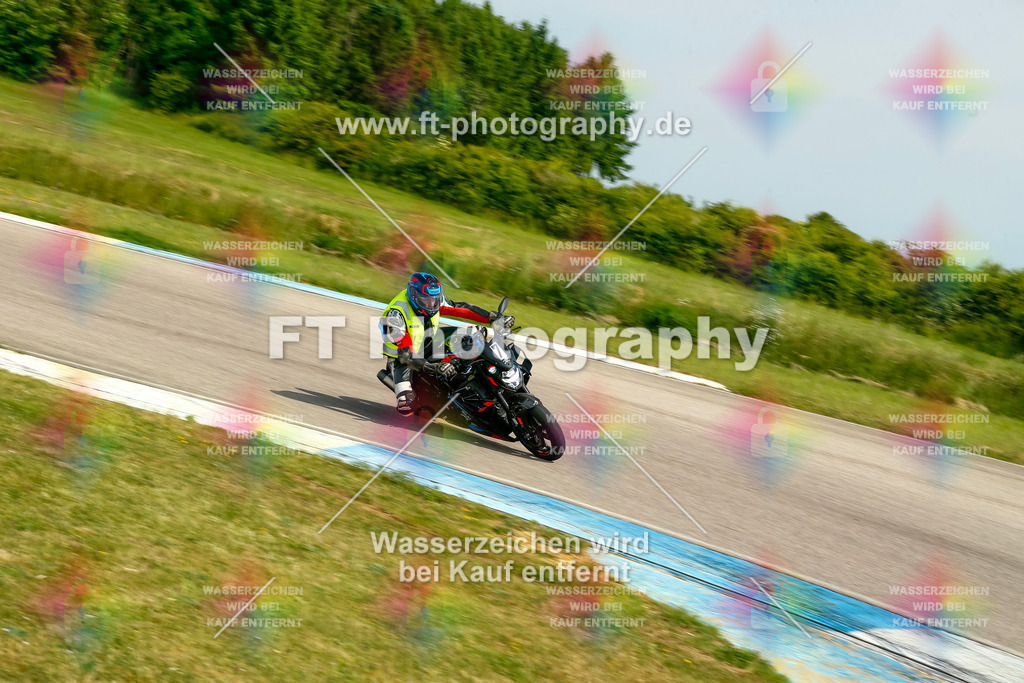 _MOT1128 | Hier findet Ihr Bilder von Touristenfahrten auf der Nürburgring Nordschleife oder von anderen Veranstaltungen die ich besucht habe. Viel Spass beim Durch Schauen 