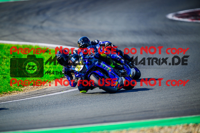 MaZZes_FotoMatrix_240601_6007705_2717 | R7