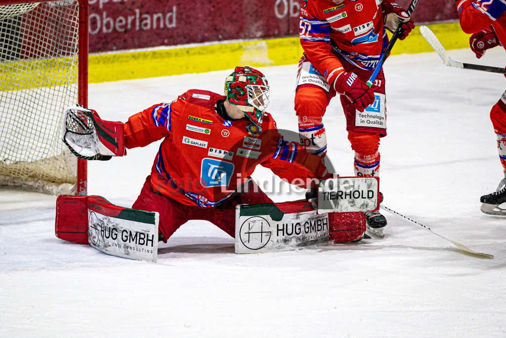 EC Peiting vs Deggendorder SC | Eishockey Oberliga Süd Vorrunde 2024/2025, EC Peiting vs Deggendorder SC, 20241117,Konrad FIEDLER (ECP Goali 30) in Aktion,2024-11-17 in Peiting (Eisstadion)Konrad FIEDLER (ECP Goali 30)Copyright: WolfgangxLindner foto-lindner.de