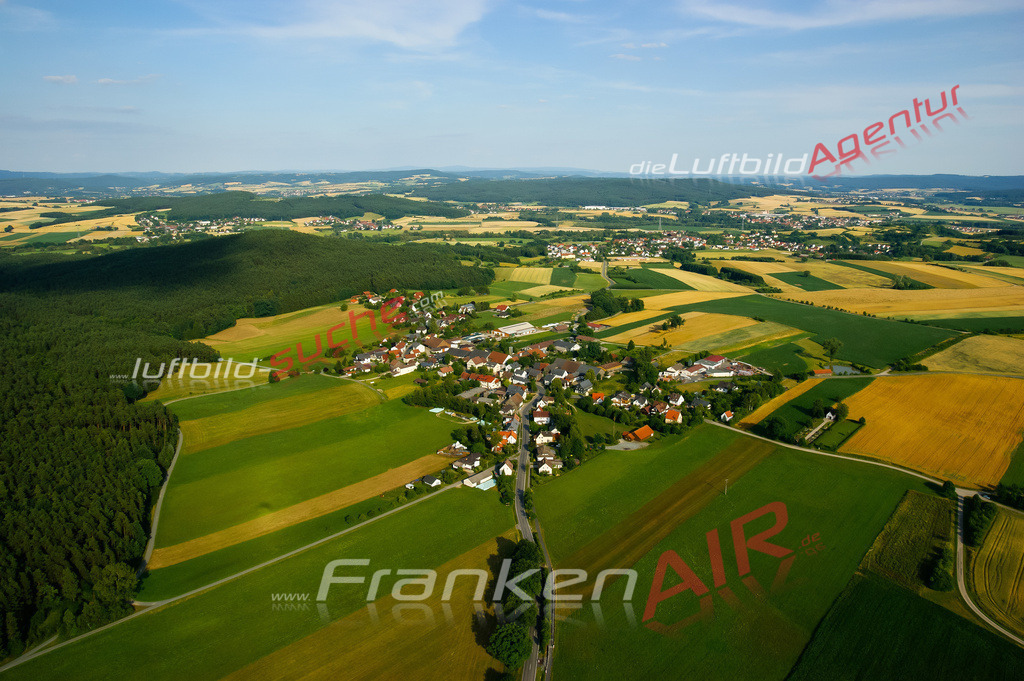 Luftbild von Truebenbach Weidhausen - Luftaufnahme wurde 2008 von https://frankenair.de mittels Flugzeug (keine Drohne) erstellt - die Geschenkidee