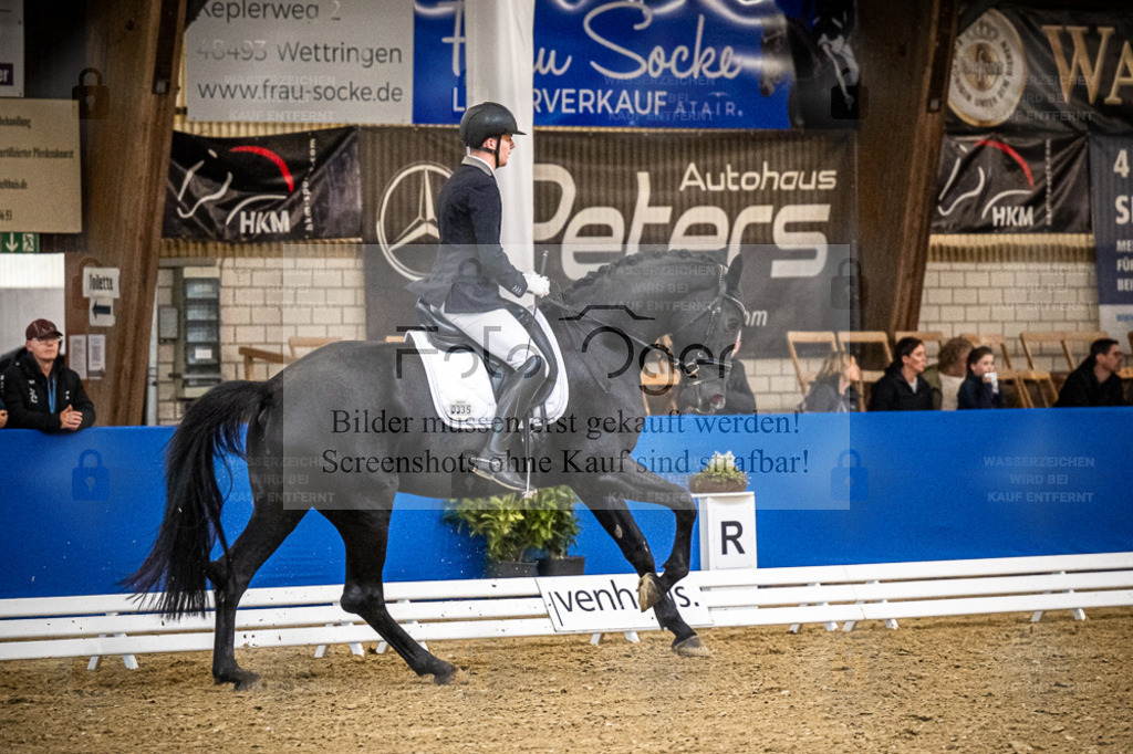 DOS_1550 | Entdecke hochwertige Reitturnierfotos von Foto Oger. Professionell, emotional und authentisch – jetzt Lieblingsmomente im Shop bestellen. - Realisiert mit Pictrs.com