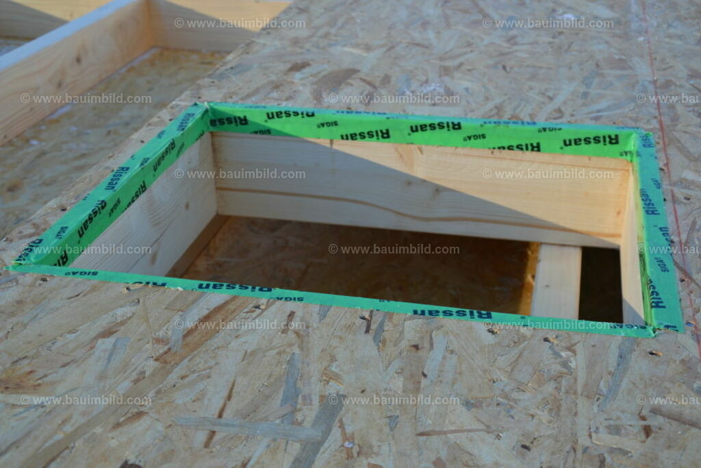 bib-lg09-holzbau-0030 | Nach LV-Leistungsgruppen sortierte Detailfotos über den Bau eines Hauses. Alle Hausbau-Bilder direkt vom Urheber und Autor der Website Haus-Selber-Bauen.com