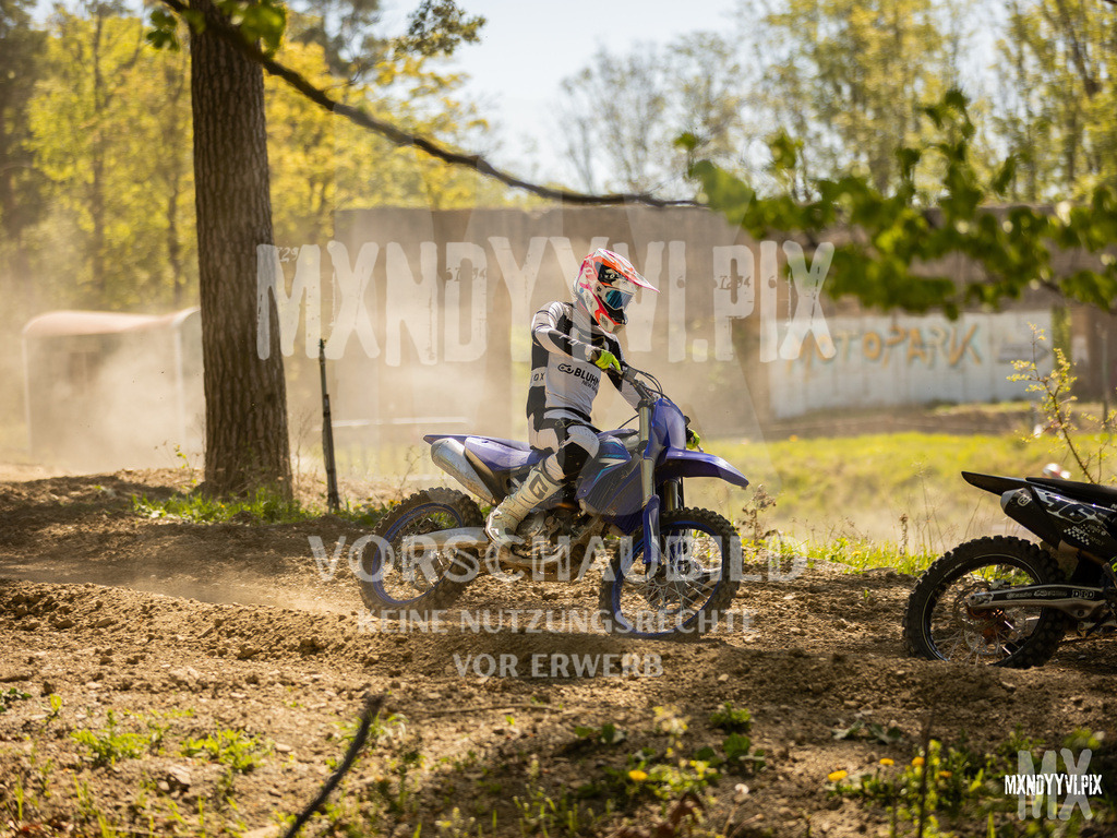 866A4973 | mxndyyvipix