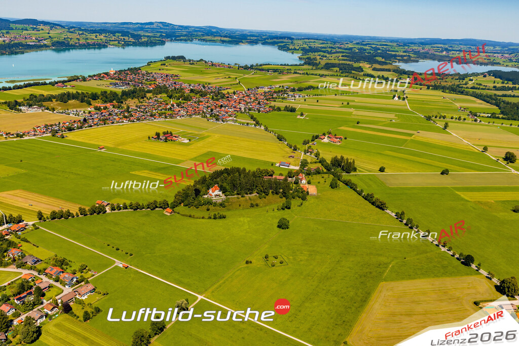 Schrägluftbild  Bullachberg  Schwangau - Das Luftbild wurde 2025 vom UL-Flugzeug heraus erstellt ( keine Drohne ) - Hochauflösende Luftaufnahme -Nicht vergleichbar mit Google Maps oder Satelittenbilder- Die Geschenkidee !Mit Lizenz und Bildrechte bestellbar