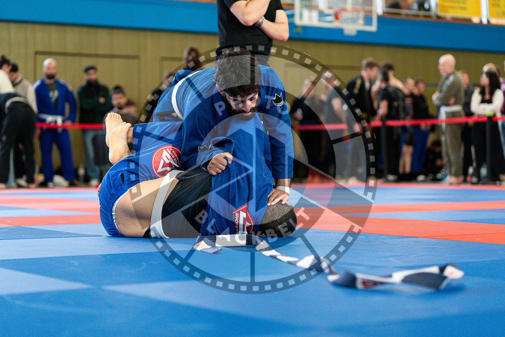20250510PBB1230 | Athletes compete during the JJLG Berlin Open Jiu-Jitsu Championship on May 10, 2025 in Berlin, Germany. © Chiara Dazi / photoblackbelt