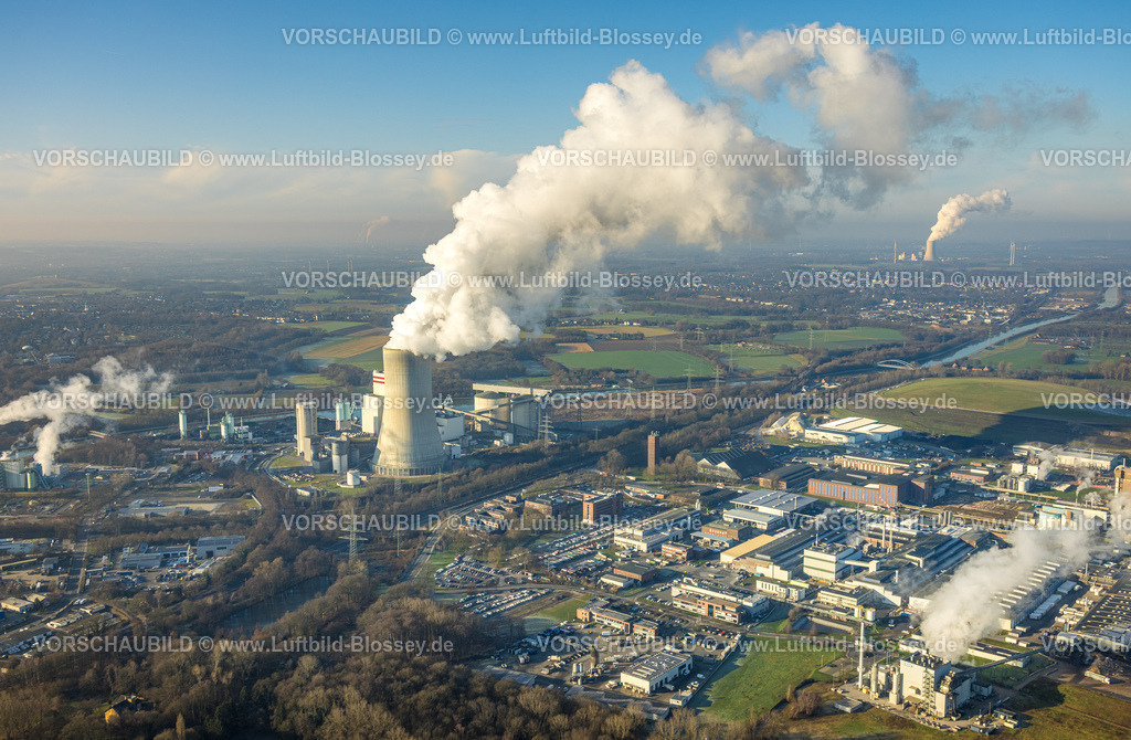 Luenen260100124 | Luftbild, Trianel Kohlekraftwerk Lünen, Gewerbegebiet In den Telgen, Remondis Werksgelände, Kühlturm Lünen Stummhafen mit Dampfwolke, am Datteln-Hamm-Kanal, Lippholthausen, Lünen, Ruhrgebiet, Nordrhein-Westfalen, Deutschland