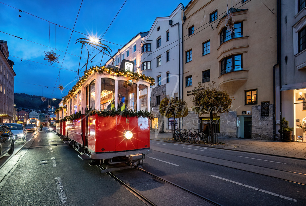 Christkindlbahn | Die Christkindlbahn am Marktgraben