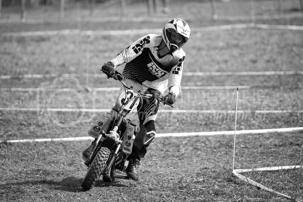 Motortrotti-Rennen Buch am Irchel - 16. August 2025 | Motortrotti-Rennen Buch am IrchelBuch am Irchel, Kt. ZürichBild: Sportfotografie Markus Aeschimann | www.markus-aeschimann.ch - Realisiert mit Pictrs.com