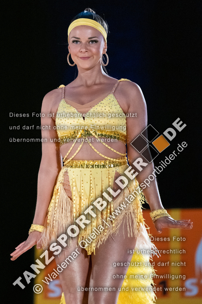 20250504-00812 | Hier finden Sie Tanz Bilder vom Latein und Standard Formationen tanzen. Sportbilder vom Tanzsport. Schöne Fotos und von Weltmeisterschaft, Europameisterschaft, Bundesliga, Regionalliga, Oberliga und Landesliga sowie von GOC Stuttgart, DanceComp, WM Bremen