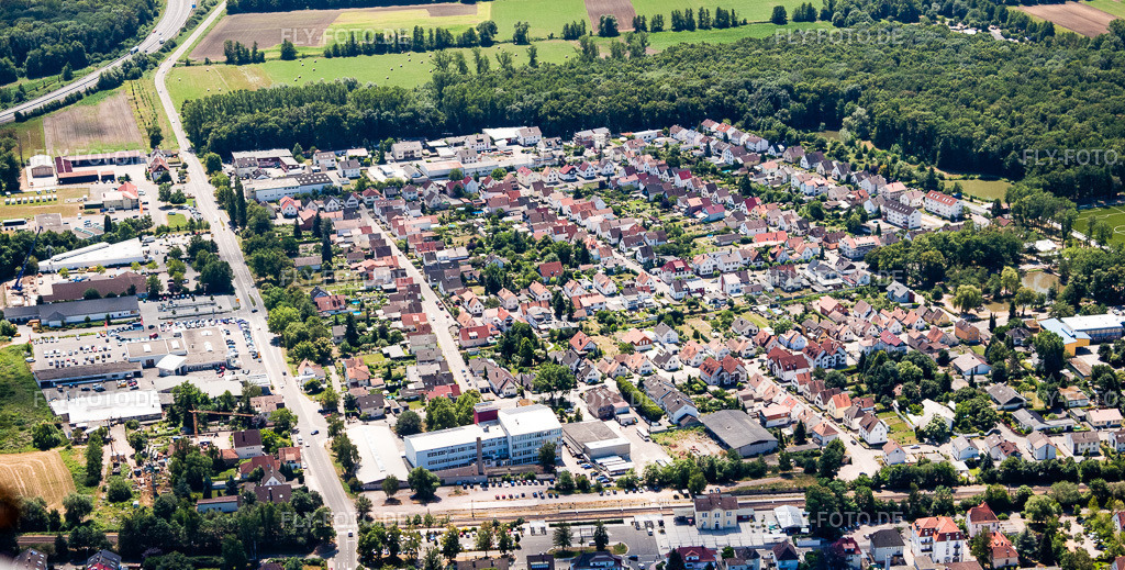 Siedlung von Norden | Luftbild: Siedlung von Norden in Kandel im Bundesland Rheinland-Pfalz in Deutschland. Foto: IMG_30228-Bearbeitet.jpg vom 05.07.2010 durch Werner Riehm/FLY-FOTO.de - Realisiert mit Pictrs.com