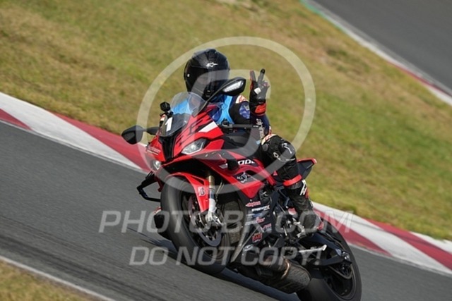 2024_08_17_PBK_33277 | Sportfotografie; SlowMotion; Video; Rennstrecke; Hafeneger; Speer; Racing; RSE; BMW; CBO; Trackday; Motorsportarena; Hockenheimring; Brno; Most; Barcelona; Valencia