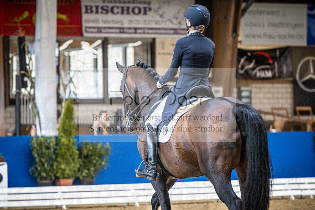 DOS_0145 | Entdecke hochwertige Reitturnierfotos von Foto Oger. Professionell, emotional und authentisch – jetzt Lieblingsmomente im Shop bestellen. - Realisiert mit Pictrs.com