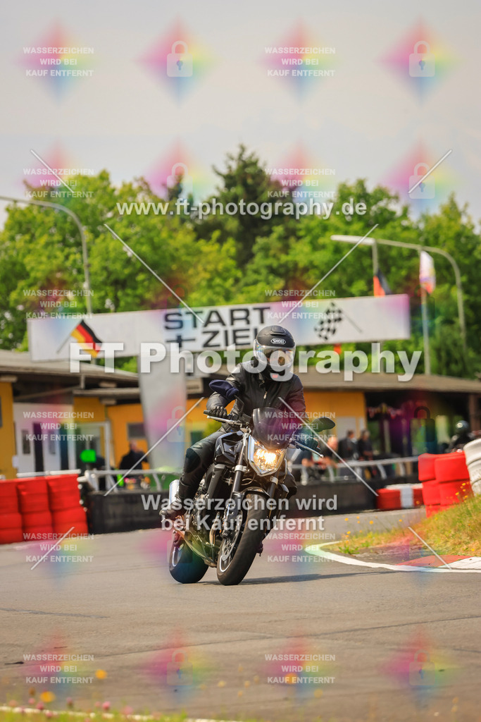 _DSK2626 | Hier findet Ihr Bilder von Touristenfahrten auf der Nürburgring Nordschleife oder von anderen Veranstaltungen die ich besucht habe. Viel Spass beim Durch Schauen 