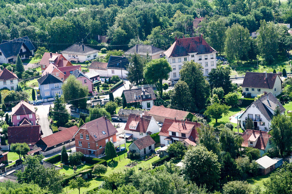 Luftbild: Rue des Roses in Lauterbourg im Bundesland Bas-Rhin in Frankreich. – Foto: IMG_3598.jpg vom 31.08.2006 durch Werner Riehm/FLY-FOTO.de – Auflösung des Originals: 3456 x 2304 px
