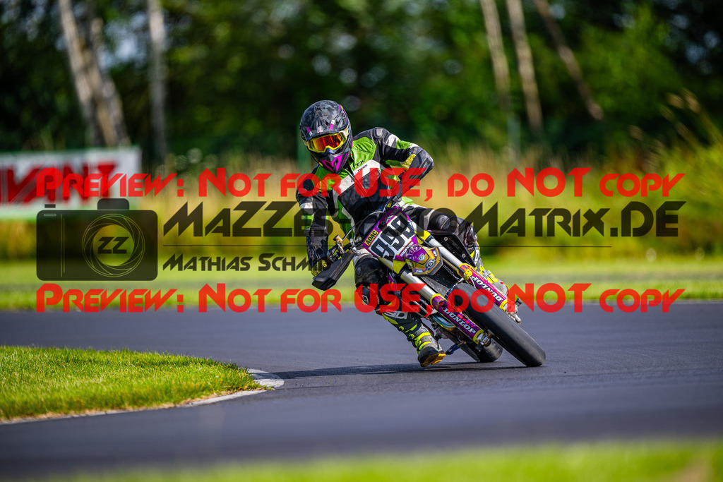 MaZZes_FotoMatrix_240713_6007705_1601 | S4