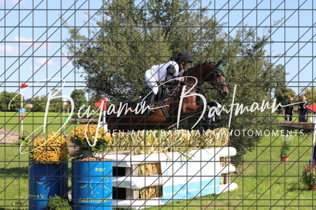 AZ2A0202 | Benjamin Bartmann Photomoments