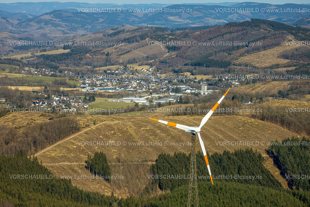 Kirchhundem250308266Kruberg | Luftbild, Windräder und Waldgebiet mit Waldschäden, Welschen Ennest, Kirchhundem, Sauerland, Nordrhein-Westfalen, Deutschland