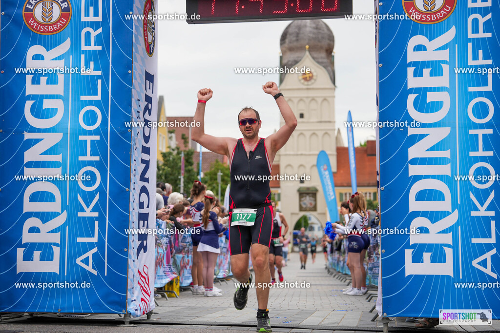 DSC02707 | Stadttriathlon Erding 2025. #yourpictrs #sportshot_your_pictrs @Sportshotphotography #stadttriathlonerding Copyright: www.sportshot.de