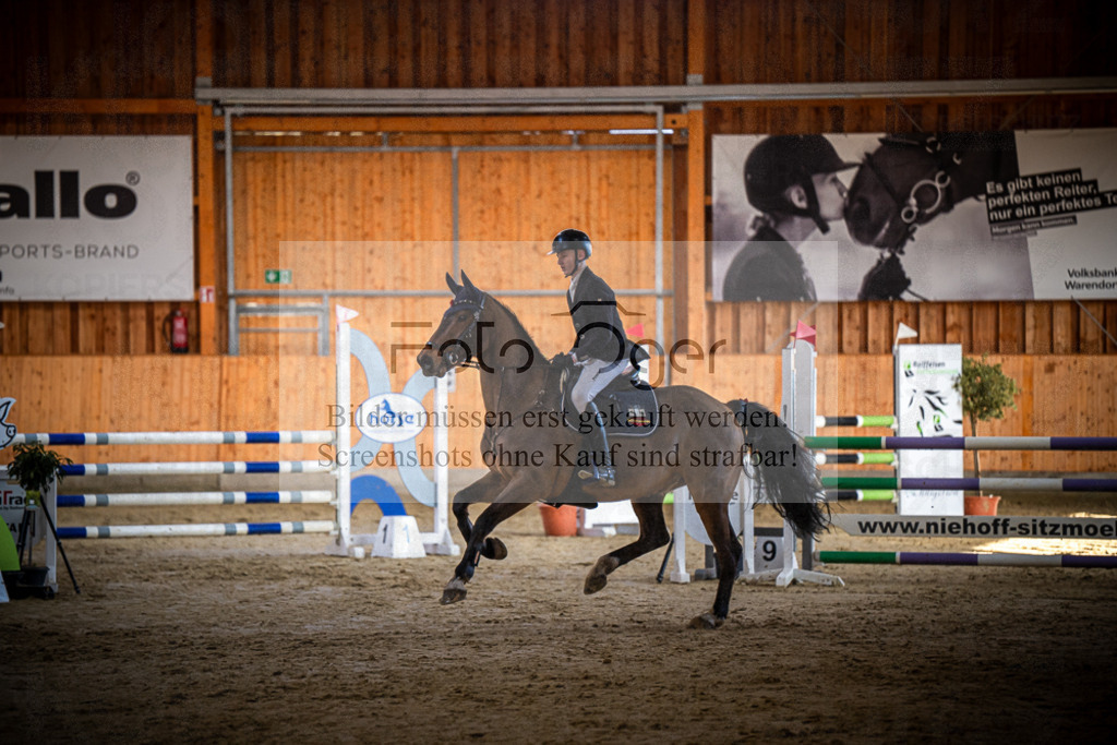 DOS_0386 | Entdecke hochwertige Reitturnierfotos von Foto Oger. Professionell, emotional und authentisch – jetzt Lieblingsmomente im Shop bestellen.Deutschlandweite Turnierfotografie. - Realisiert mit Pictrs.com