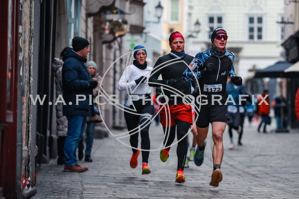 SILVESTERLAUF LINZ 25 | Linz, AUSTRIA, 31. Dezember 25, TRIRUN SILVESTERLAUF LINZ 25 , Image shows: 
Photo: WAPICS / BINDER Manuel