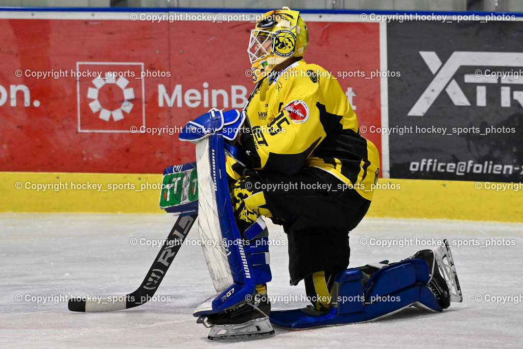 ESC SPARKASSE STEINDORF vs. MET PHOTOVOLTAIK HORNETS SPITTAL | #35 Egger Luca EC Hornets Spittal, ESC SPARKASSE STEINDORF vs. MET PHOTOVOLTAIK HORNETS SPITTAL, ESC SPARKASSE STEINDORF vs. MET PHOTOVOLTAIK HORNETS SPITTAL am 22.11.2025 in Steindorf (Ossiachersee Halle), Austria, (Photo by Bernd Stefan)