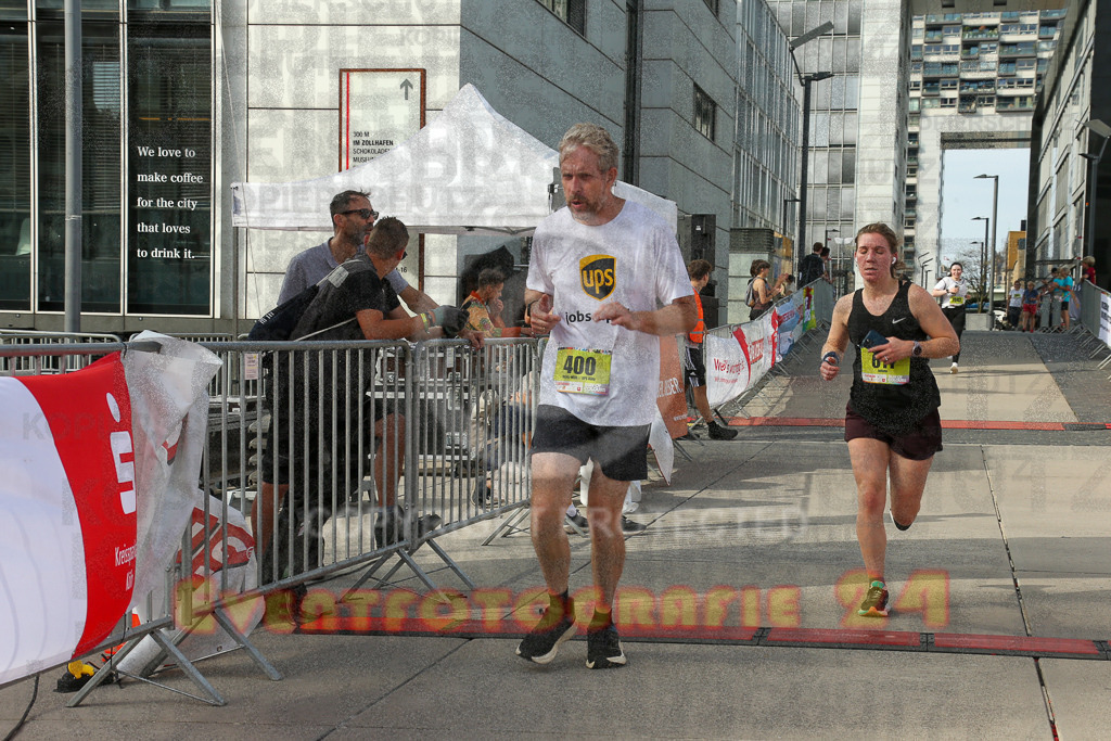250920_1539_EX1_0337 | Sportfotografie im Rhein-Sieg Kreis, Köln, Bonn, NRW, Rheinland Pfalz, Hessen, etc. Unser Tätigkeitsfeld umfasst den Laufsport vom Volkslauf über den Marathon, Duathlon, Triathon bis zum Ultralauf wie Kölnpfad Ultra oder Schindertrail.