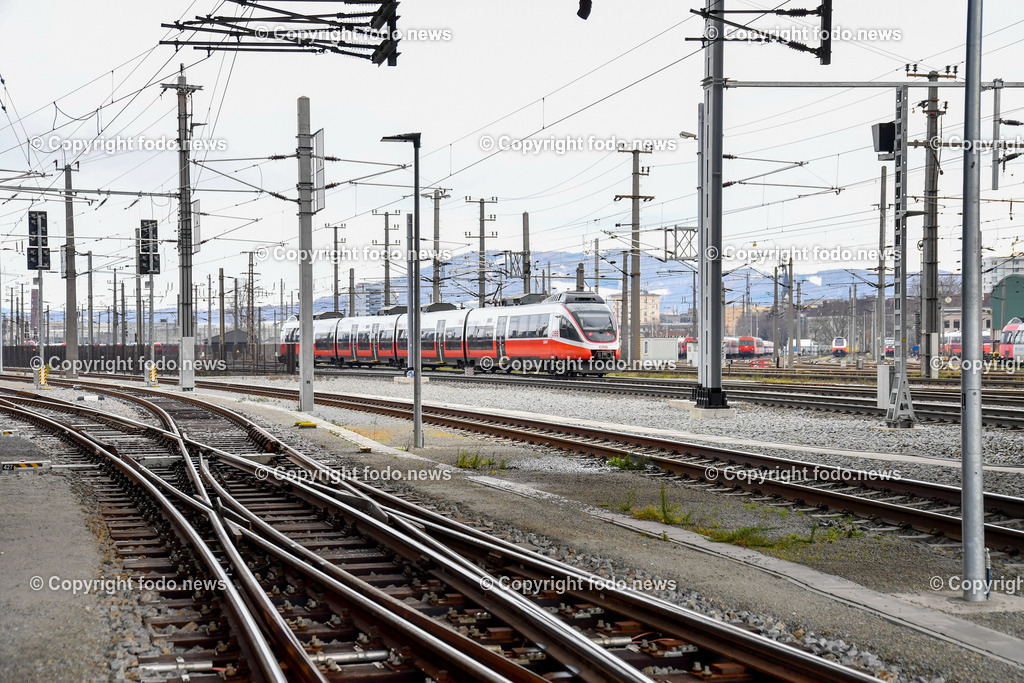 Baufortschritt Ausbau Weststrecke_ ÖBB_ 07.12.2022-11 | 07.12.2022, ÖBB Weststrecke , AUT, Besichtigung Ausbau Weststrecke 4 gleisig, im Bild Westbahnstrecke Ausbaubereich Untergaumberg