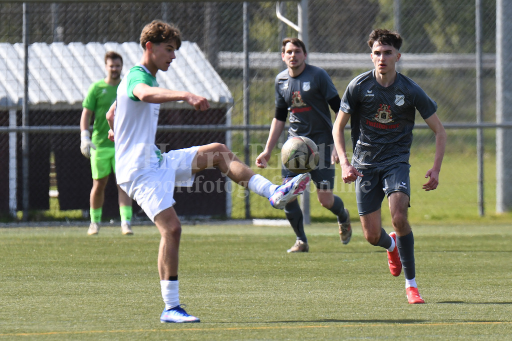 SpVgg GW Deggendorf : SV Hofkirchen | Felix Rem (SpVgg GW Deggendorf #27) eigene Jugend - Realisiert mit Pictrs.com
