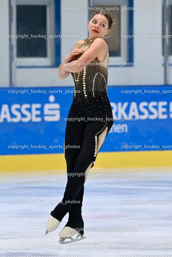 Ossiachersee Pirouette ESC Steindorf 31.3.2024 | Ossiachersee Pirouette ESC Steindorf 31.3.2024, Ossiachersee Pirouette ESC Steindorf am 31.03.2024 in Steindorf (Ossiachersee Halle), Austria, (Photo by Bernd Stefan)