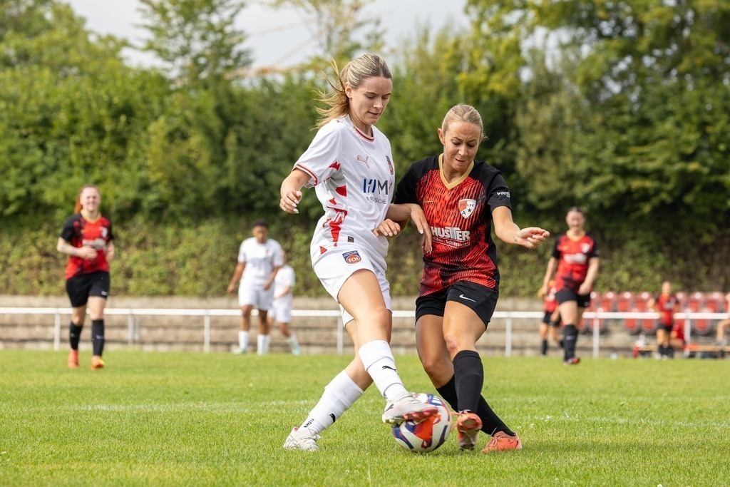 Fußball I FRAUEN I Saison 2025-2026 I Freundschaftsspiel I SGM Alfdorf-Mögglingen - 1FC Heidenheim 1846 I_250817_7561 | Fotopresso – Sportfotografie in Heidenheim & Umgebung. Professionelle Sportfotografie für unvergessliche Momente. Dynamische Action-Shots, emotionale Szenen & hochwertige Bilder. - Realisiert mit Pictrs.com