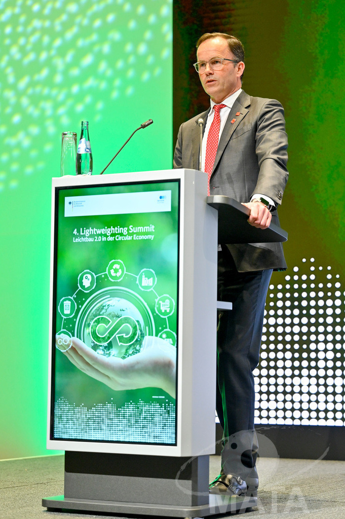 _DWA8025 | MATA IndoCon - Realisiert mit Pictrs.com