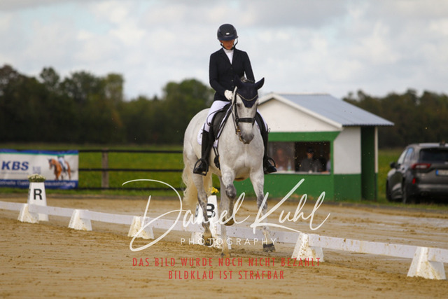 DKP45112 | Turniersportfotografie; Pferdefotografie; Dressurfotografie