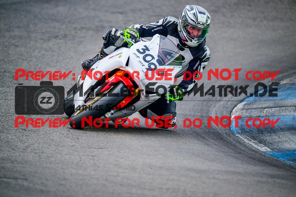 MaZZes_FotoMatrix_240614_6007705_5722 | WEISS