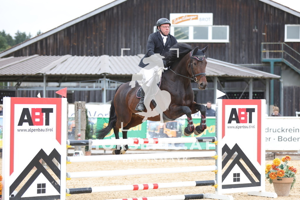 0P6A7602 | Willkommen bei Brunnmayr - Design & Fotografie – Ihrem Spezialisten für Reitturniere und Pferdeveranstaltungen in Oberösterreich, Salzburg und Bayern! Seit über 17 Jahren sind wir leidenschaftlich dabei.