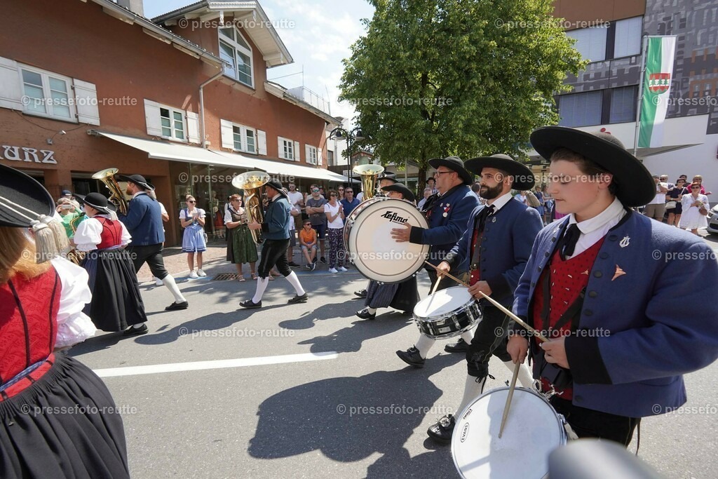 05d-STOCKACH-Bundesmusikfest-2023-Juni16-Reutte-DSC01762 | Info aus dem Bezirk Reutte/Ausserfern Tirol sowie eine umfangreiche Bilddatenbank über die gesamte Region: Lechtal, Talkessel Reutte, Tannheimertal, Zwischentoren. Lech, Plansee, Zugspitze, Grenztunnel, B179, Fernpassstraße, Verkehr, Lawinen, Tradition, - Realisiert mit Pictrs.com