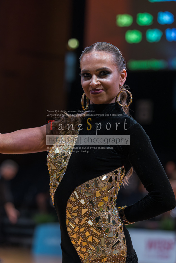 20250820_WDSF Open Lat Youth_2724 | Tanzsportbilder, Standardtanz, Lateintanz, WDSF, DTV, LTVB, dancecomp, goc, hessen tanzt, blaues band der spree, walzer, tango, wiener walzer, slowfox, quickstepp, samba, rumba, cha-cha-cha, paso doble. jive, hd-kroft photography, turniertanzsport