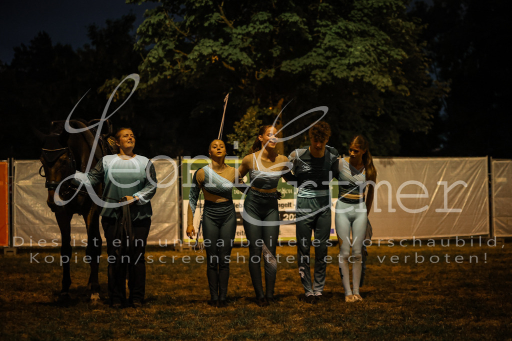 SaShow00340 | Leoni Ertmer Photography - Realisiert mit Pictrs.com