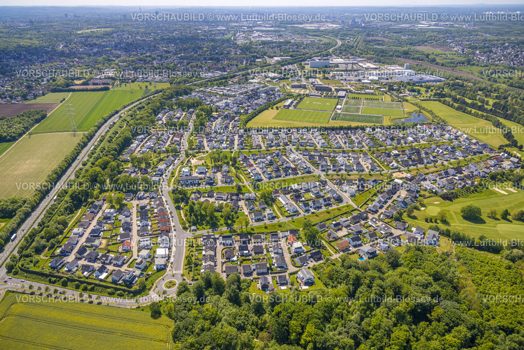 Dortmund230512101 | Luftbild, DSW 21 Dortmunder Stadtwerke, Wohngebiet Hohenbuschei, BVB 09 Borussia Dortmund Trainingszentrum, Adi-Preißler-Allee, Brackeler Feld, Brackel, Dortmund, Ruhrgebiet, Nordrhein-Westfalen, Deutschland