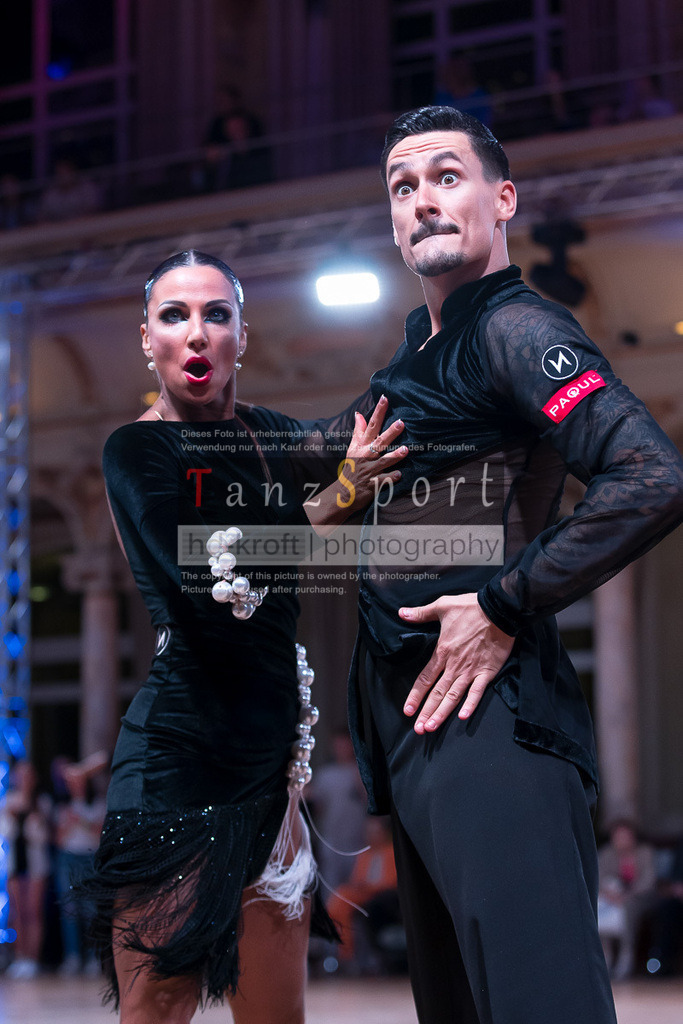 20240706_WDSF_WO_Latin_12156 | Tanzsportbilder, Standardtanz, Lateintanz, WDSF, DTV, LTVB, dancecomp, goc, hessen tanzt, blaues band der spree, walzer, tango, wiener walzer, slowfox, quickstepp, samba, rumba, cha-cha-cha, paso doble. jive, hd-kroft photography, turniertanzsport