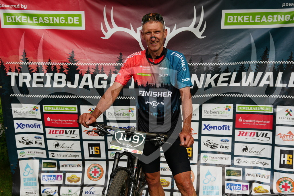 FC605750 | Fotogalerie der Treibjagd im Dunkelwald - Dein MTB Etappenrennen im Erzgebirge - Realisiert mit Pictrs.com