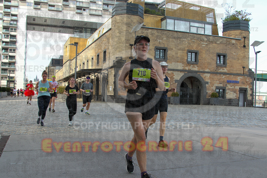 250920_1503_EV4_7990 | Sportfotografie im Rhein-Sieg Kreis, Köln, Bonn, NRW, Rheinland Pfalz, Hessen, etc. Unser Tätigkeitsfeld umfasst den Laufsport vom Volkslauf über den Marathon, Duathlon, Triathon bis zum Ultralauf wie Kölnpfad Ultra oder Schindertrail.