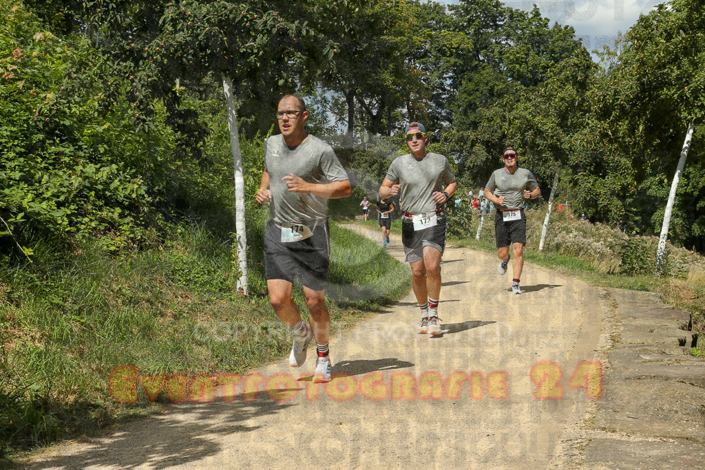 250824_1247_EX1_0518 | Sportfotografie im Rhein-Sieg Kreis, Köln, Bonn, NRW, Rheinland Pfalz, Hessen, etc. Unser Tätigkeitsfeld umfasst den Laufsport vom Volkslauf über den Marathon, Duathlon, Triathon bis zum Ultralauf wie Kölnpfad Ultra oder Schindertrail.