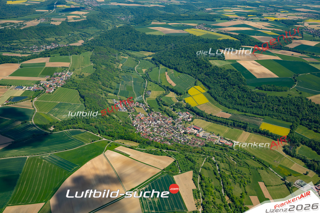 Schöne Luftaufnahme als Geschenk in Enslingen Untermünkheim - Die Luftbildaufnahme wurde 2025 vom UL-Flugzeug heraus erstellt ( keine Drohne ) - Hochauflösende Luftaufnahme -Nicht vergleichbar mit Google Maps oder Satelittenbilder- Die Geschenkidee !Mit Lizenz und Bildrechte bestellbar